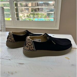 Hey Dude - Wendy Rise Leo slip on shoes